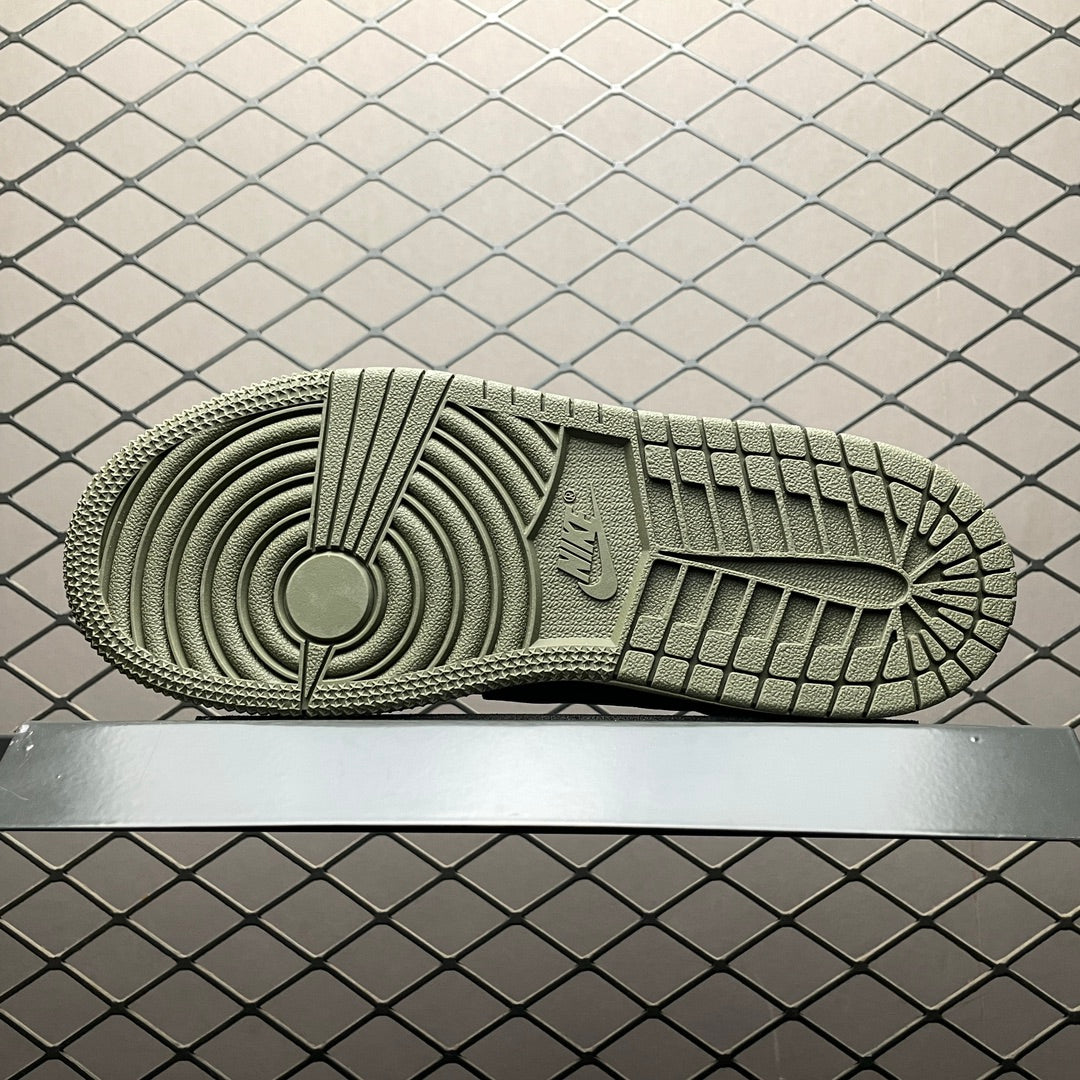Travis Scott × Nike PS Air Jordan 1 Low OG "Medium Olive" (Kids)