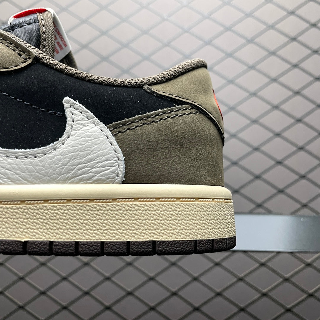 (Kids) Travis Scott × Nike Air Jordan 1 Low OG SP-T "Black/Dark Mocha"