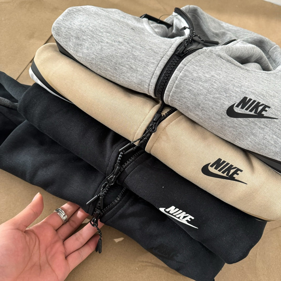 Nike Sportswear Tech Fleece Full Zip Hoodie ang Sweatpants