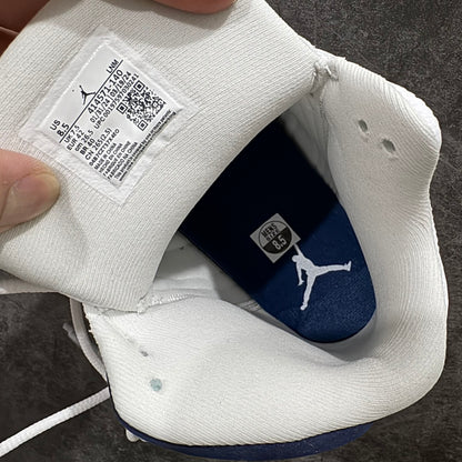 Nike Air Jordan 13 Retro "White and Midnight Navy"