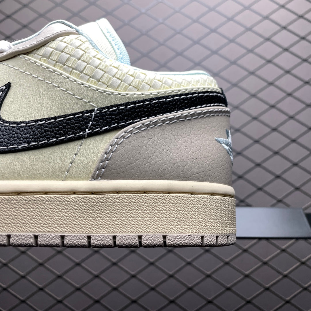 Nike Air Jordan 1 Low "Sanddrift"