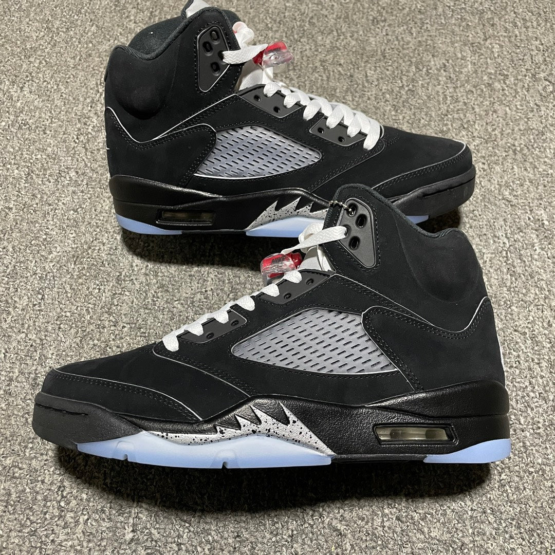Nike Air Jordan 5 Retro OG "Black Metallic Reimagined"