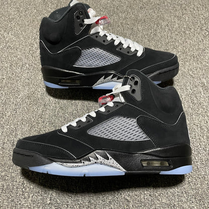 Nike Air Jordan 5 Retro OG "Black Metallic Reimagined"