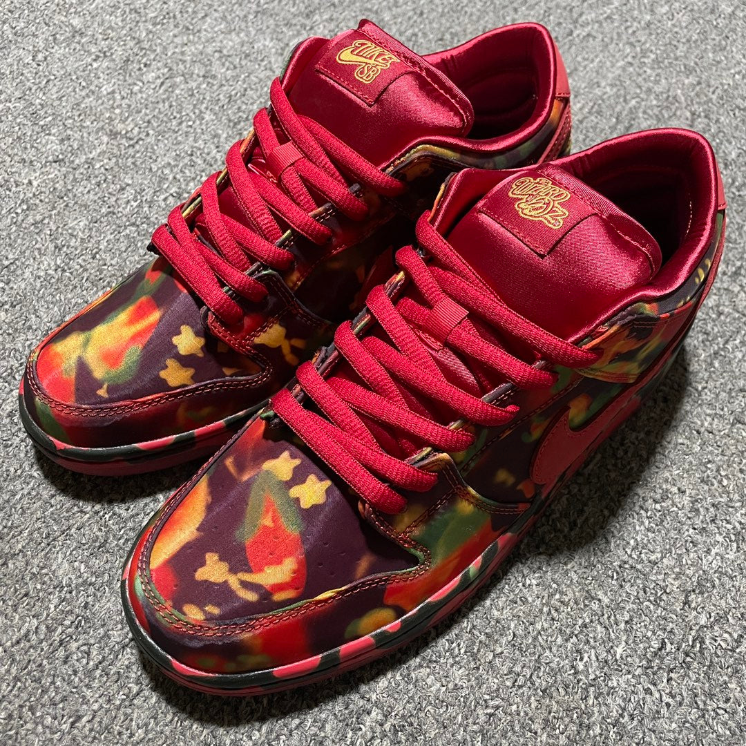 The Wizard of Oz × Nike SB Dunk Low "Ruby Slipper"
