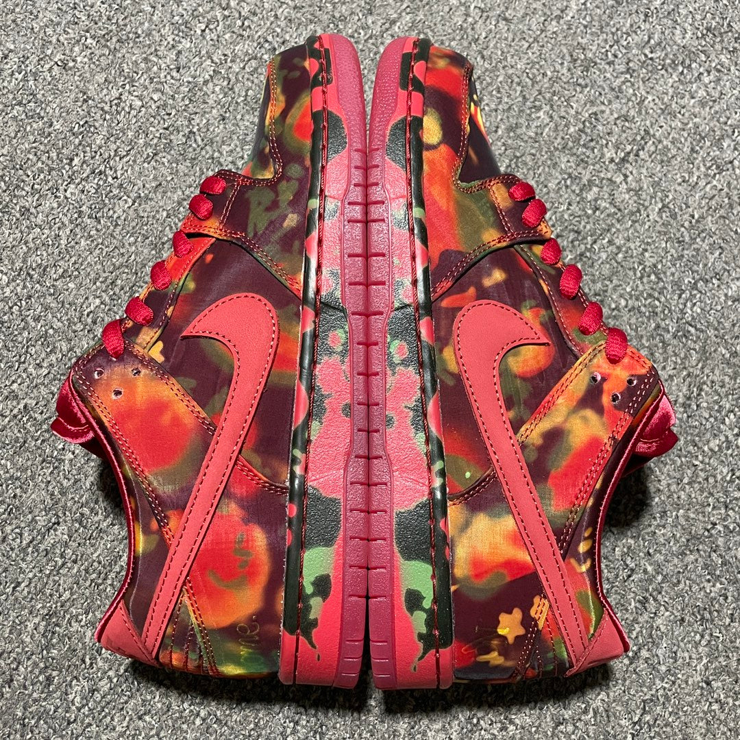 The Wizard of Oz × Nike SB Dunk Low "Ruby Slipper"