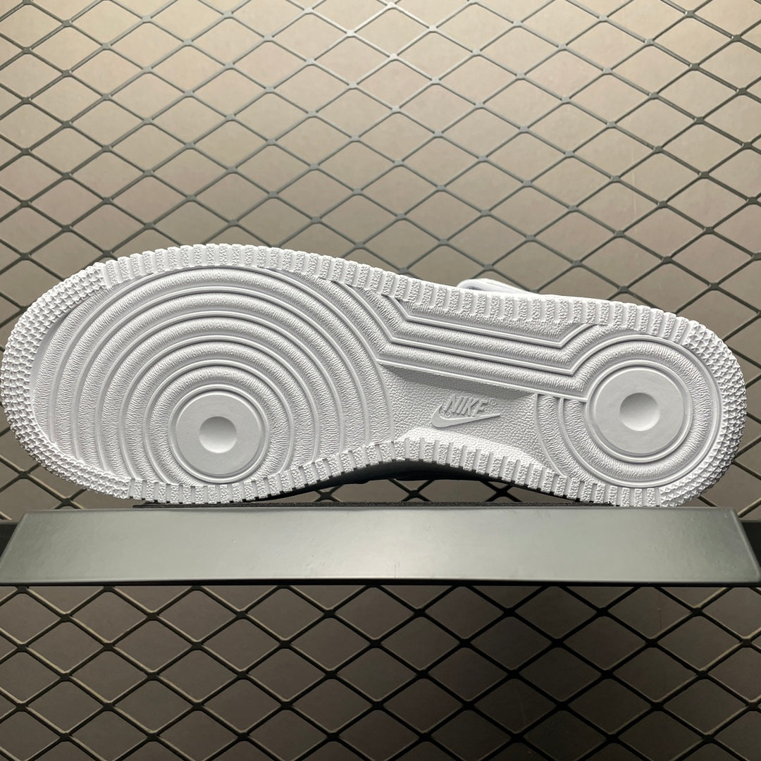 Supreme × Nike Air Force 1 Mid "White" FW24