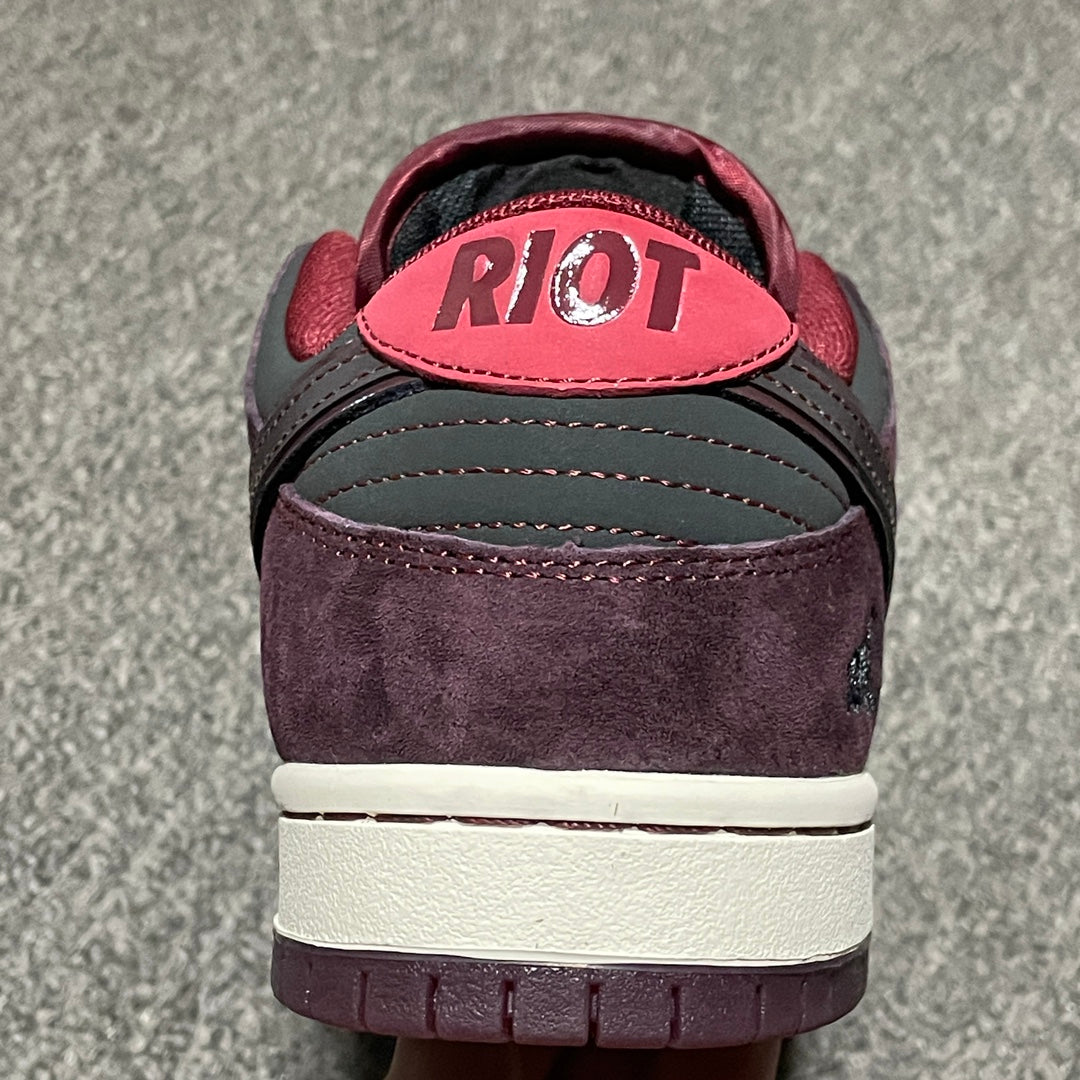 Riot Skateshop × Nike SB Dunk Low Pro "Mahogany"