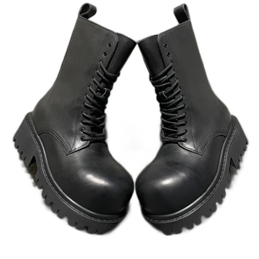 Balenciaga Men's Stomper Bootie in Black