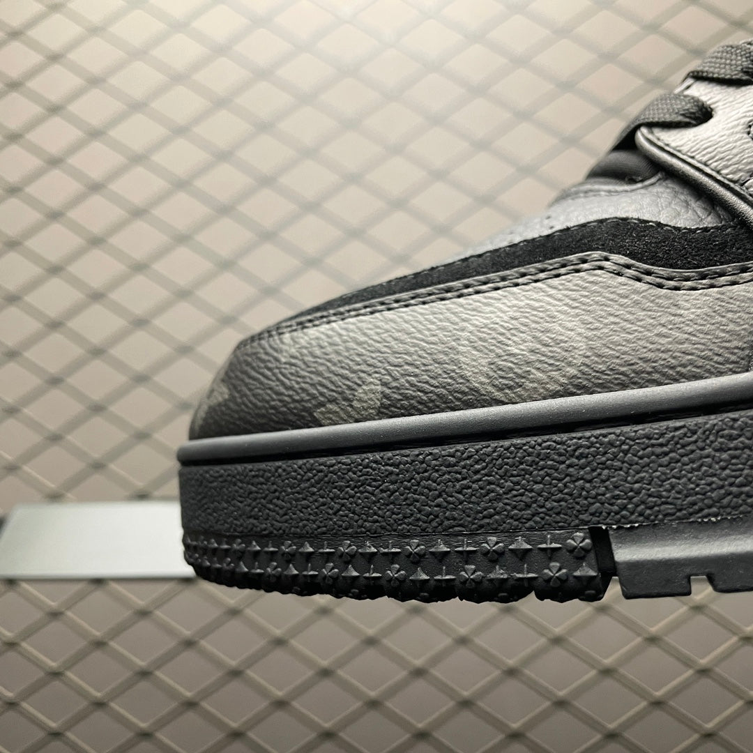 Louis Vuitton LV Trainer Line Sneakers
