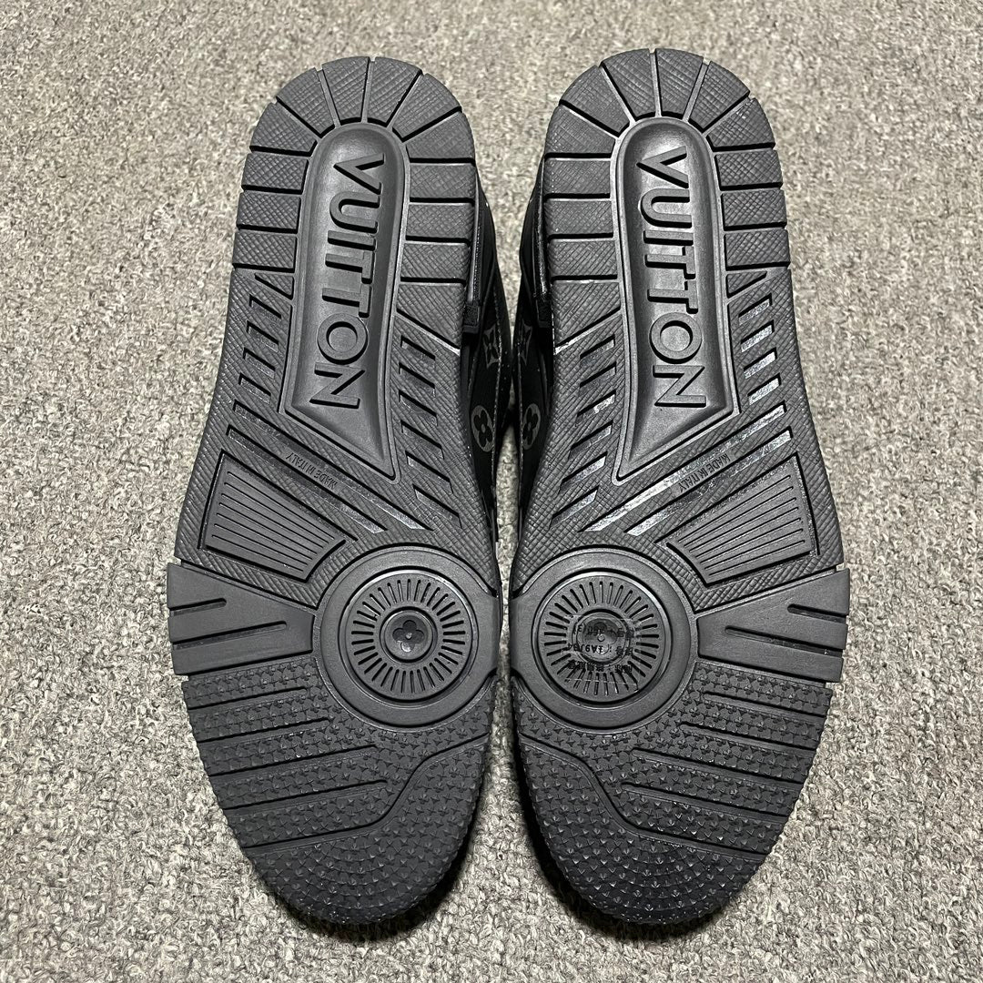 Louis Vuitton LV Trainer Line Sneakers