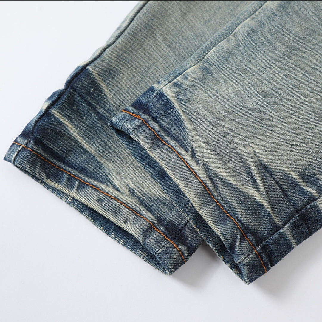 AMIRI Staggered-logo jeans