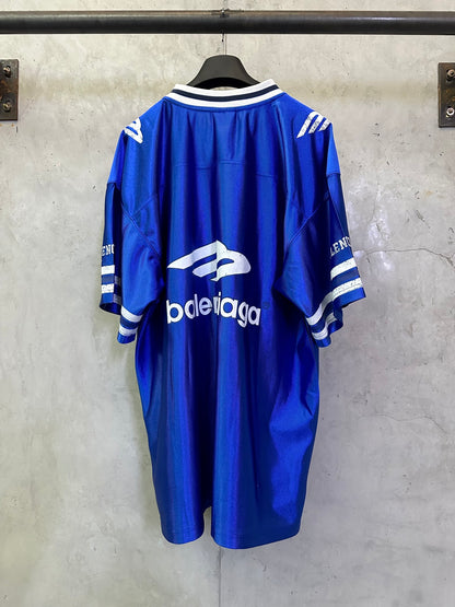 BALENCIAGA 3b Football silhouette V-neck T-shirt