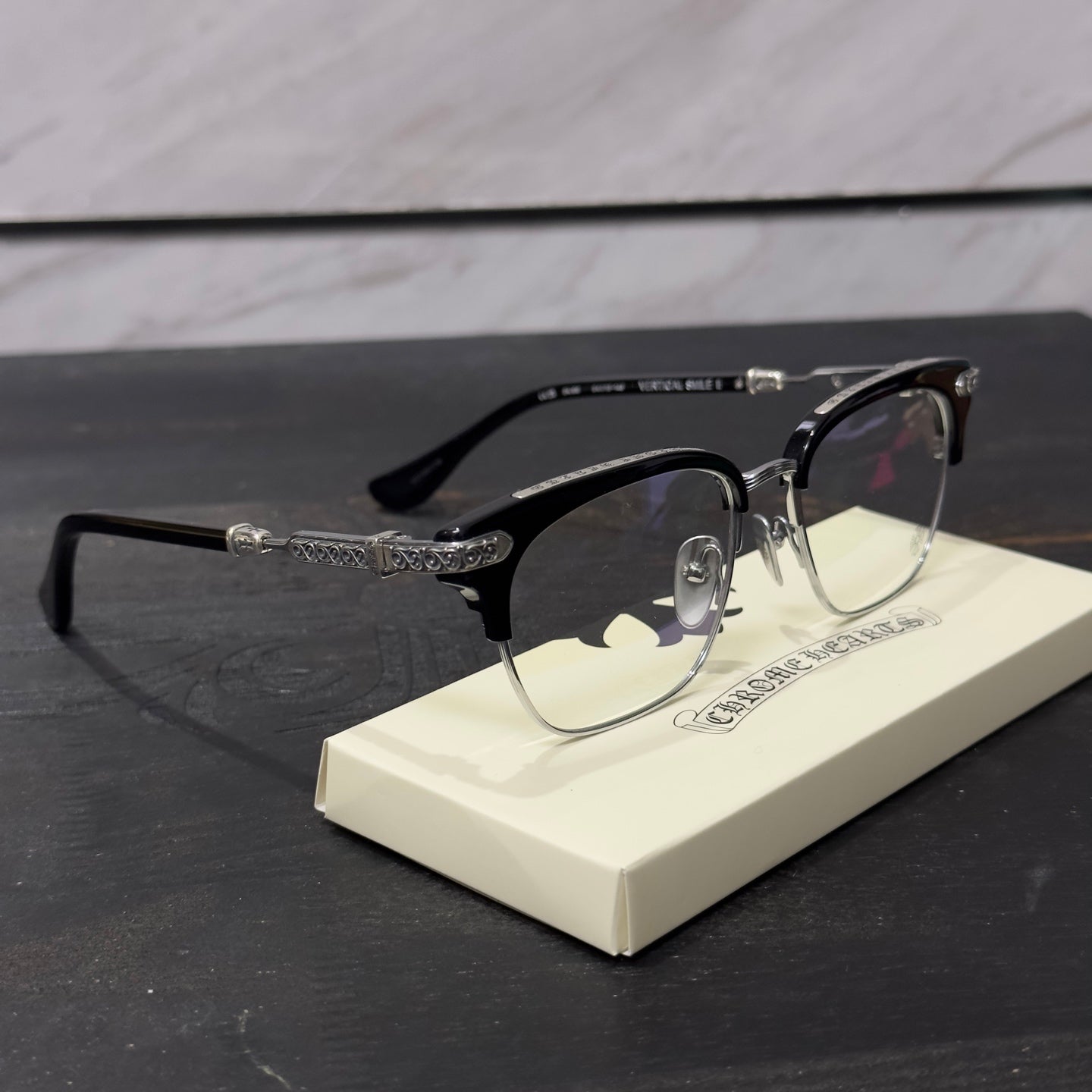 Chrome Hearts VERTICAL SMILE II/Side Eternity Vine Half-rimmed Glasses/Sunglasses/Eyeglasses