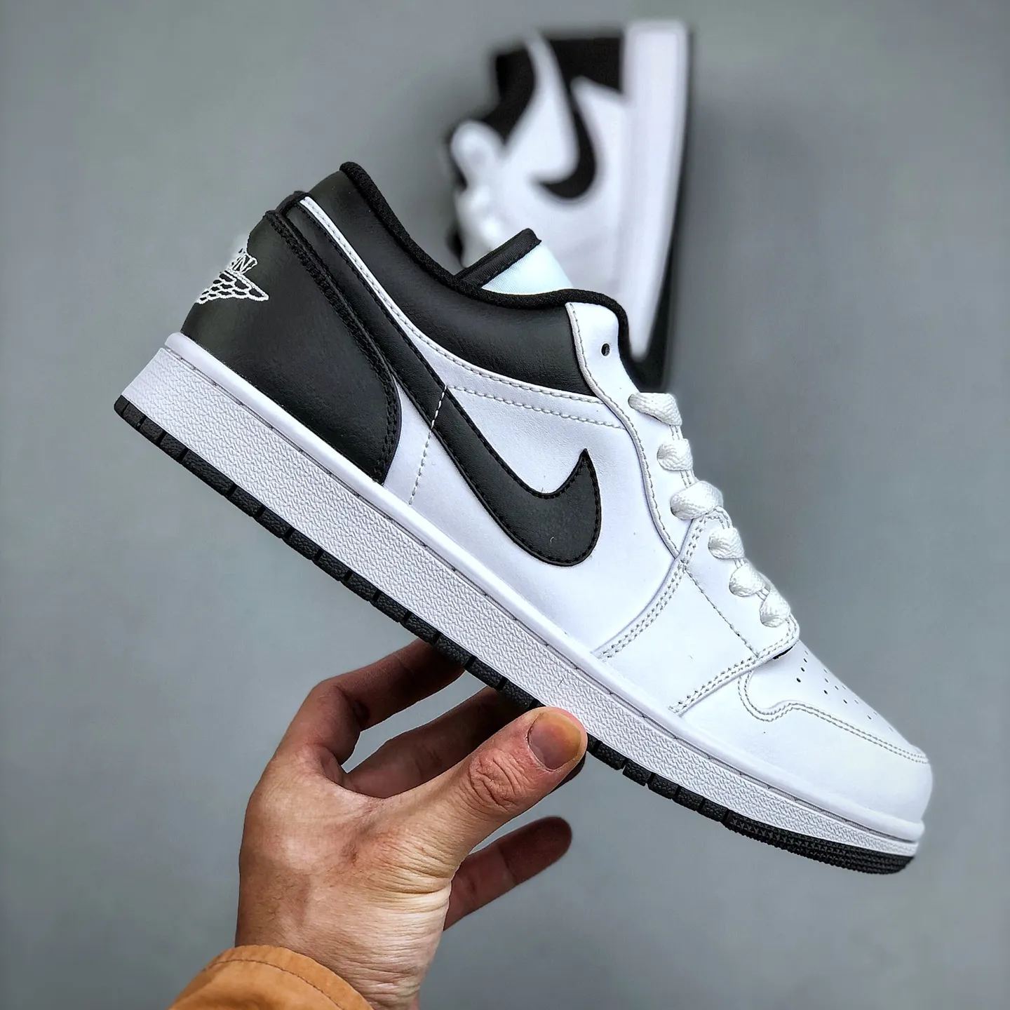 Nike Air Jordan 1 Low "White/Black"