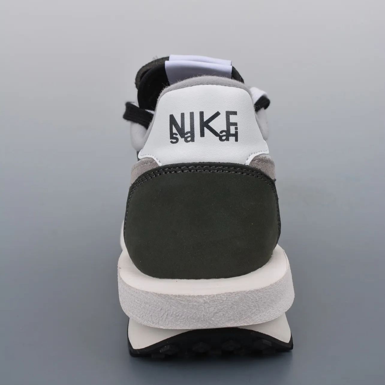 サカイ ワッフルシューズ/sacai × Nike LD Waffle "Black"
