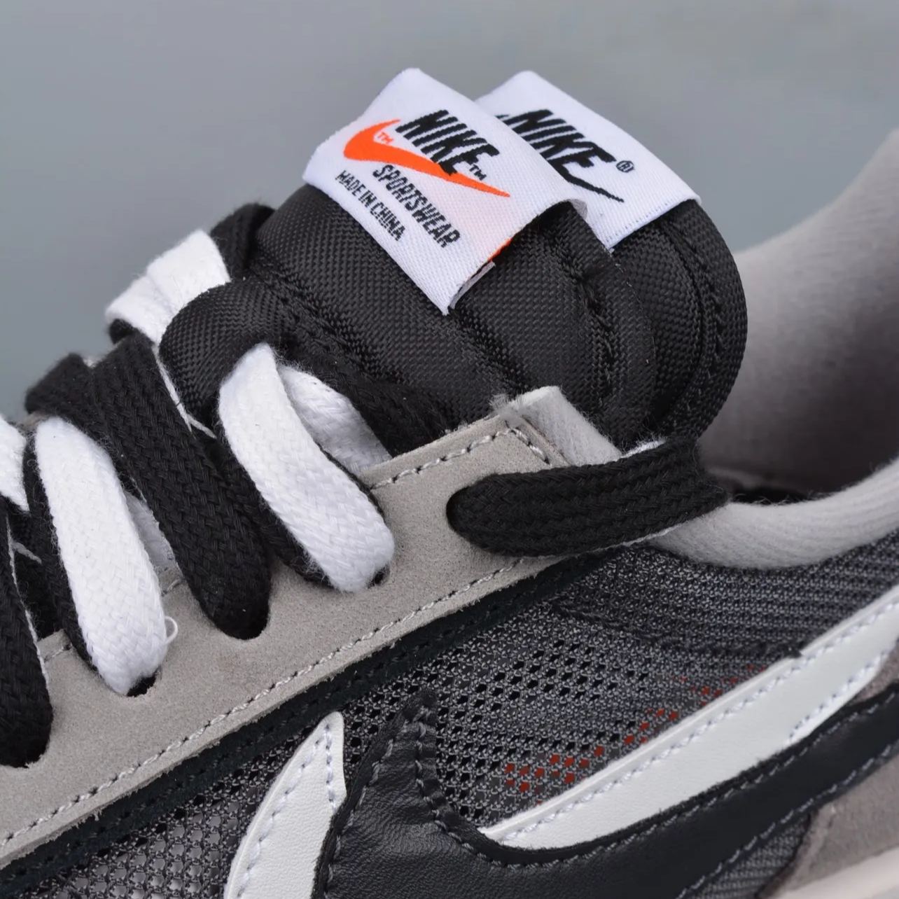 サカイ ワッフルシューズ/sacai × Nike LD Waffle "Black"