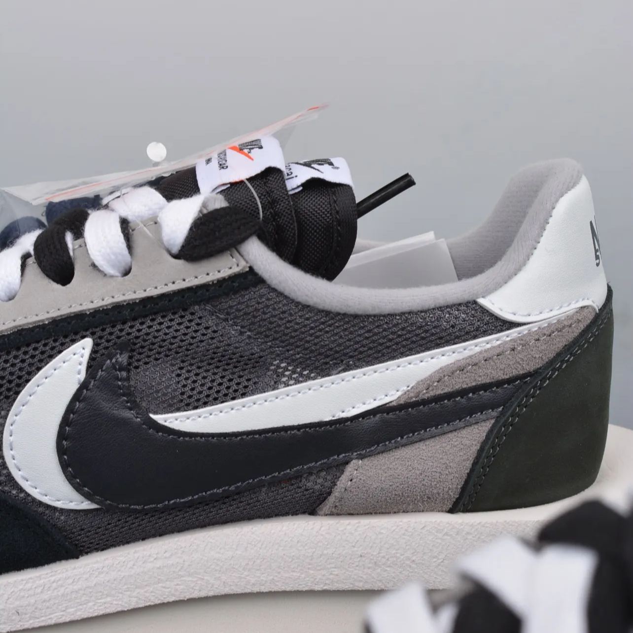 サカイ ワッフルシューズ/sacai × Nike LD Waffle "Black"