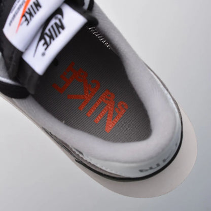 サカイ ワッフルシューズ/sacai × Nike LD Waffle "Black"
