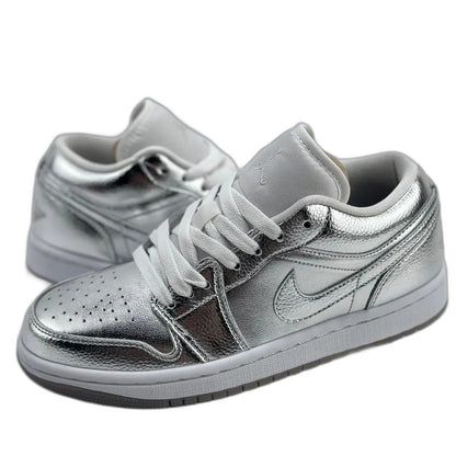 Nike WMNS Air Jordan 1 Low SE "Metallic Silver
