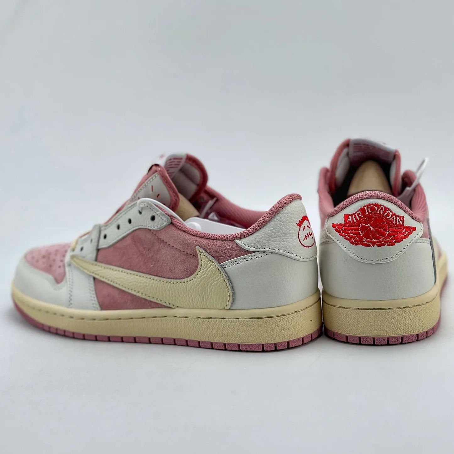 Travis Scott × Nike Air Jordan 1 Low OG SP ‘Pink White’