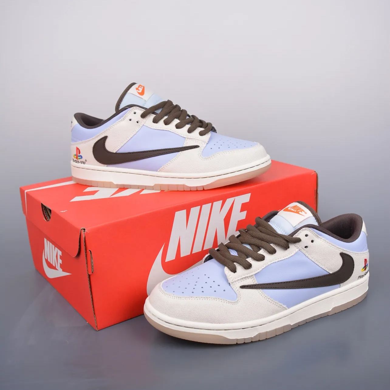 Nike Dunk Low Travis Scott x PlayStation