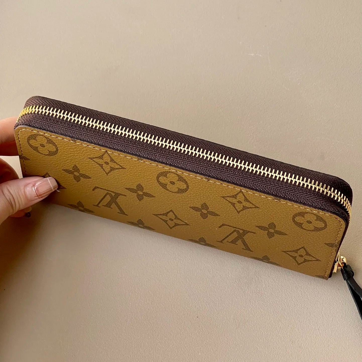Louis Vuitton Portefeuille Clemence wallet