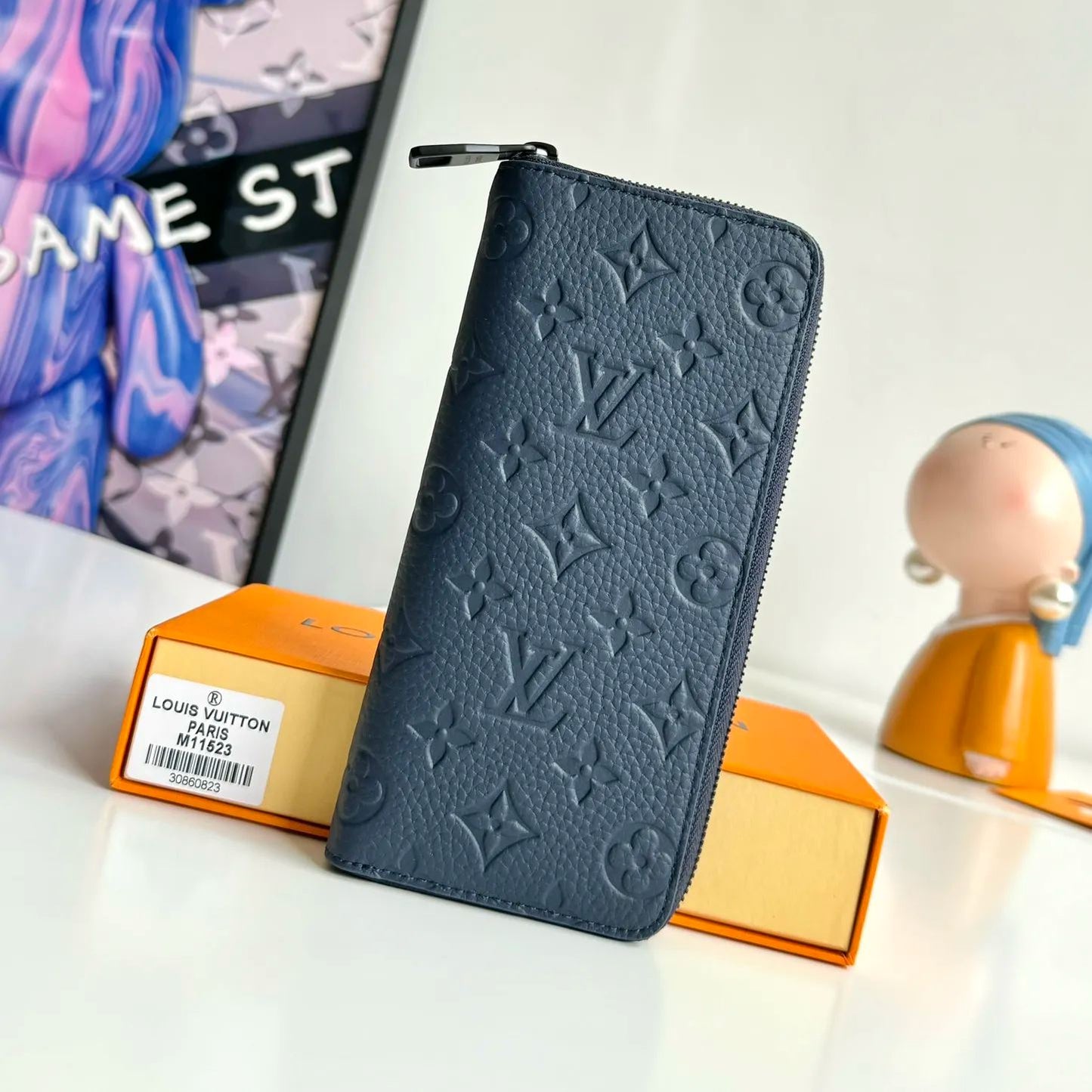 Louis Vuitton  Zippy Wallet Vertical