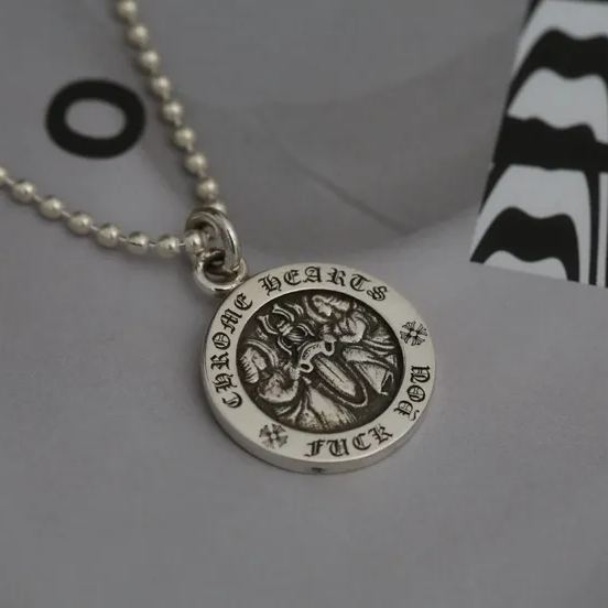 CHROME HEARTS DISC NECKLACE