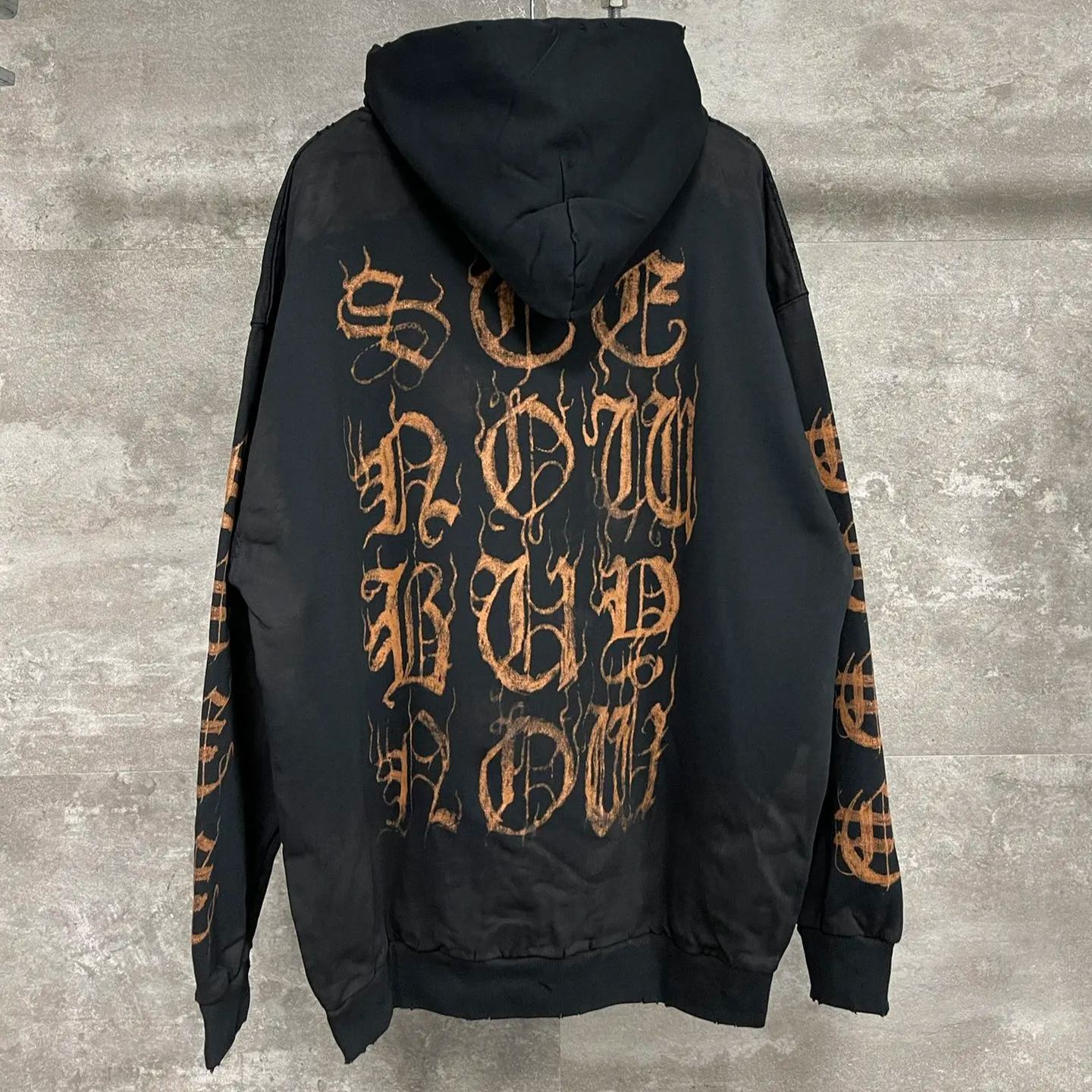 BALENCIAGA MENS Heavy Metal Logo Hoodie "Black"