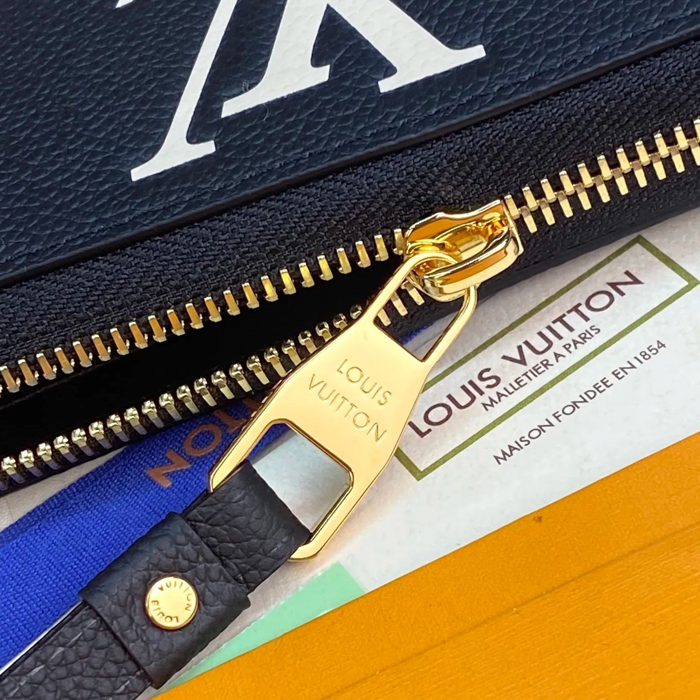Louis Vuitton Zippy Wallet