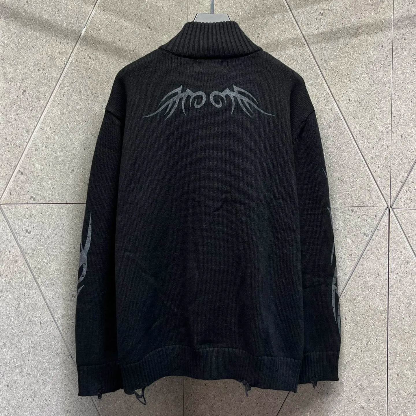 BALENCIAGA  Men's Y2k Zip-up Cardigan in Black