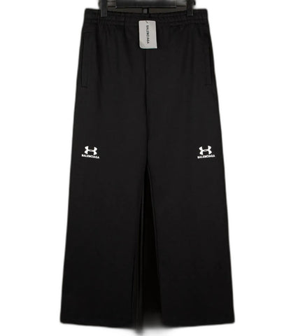 BALENCIAGA x Under Armour ® Baggy Sweatpants "Black/White"