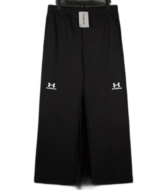 BALENCIAGA x Under Armour ® Baggy Sweatpants "Black/White"