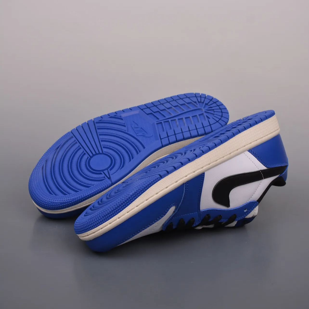 Nike Air Jordan 1 Retro Low OG "Game Royal"