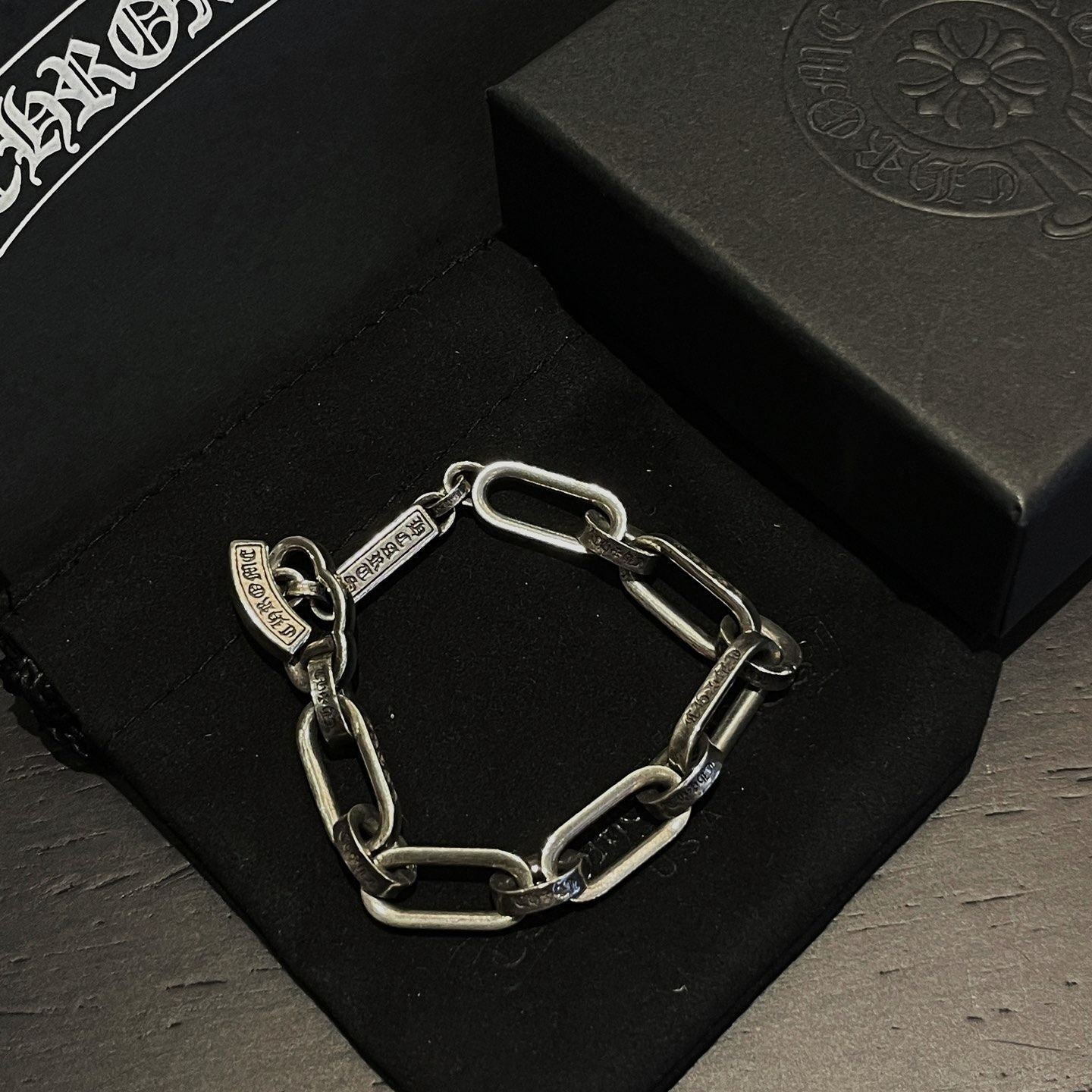 Chrome Hearts Paper E Bracelet