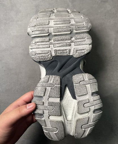 BALENCIAGA Cargo Sneaker "White/Grey"