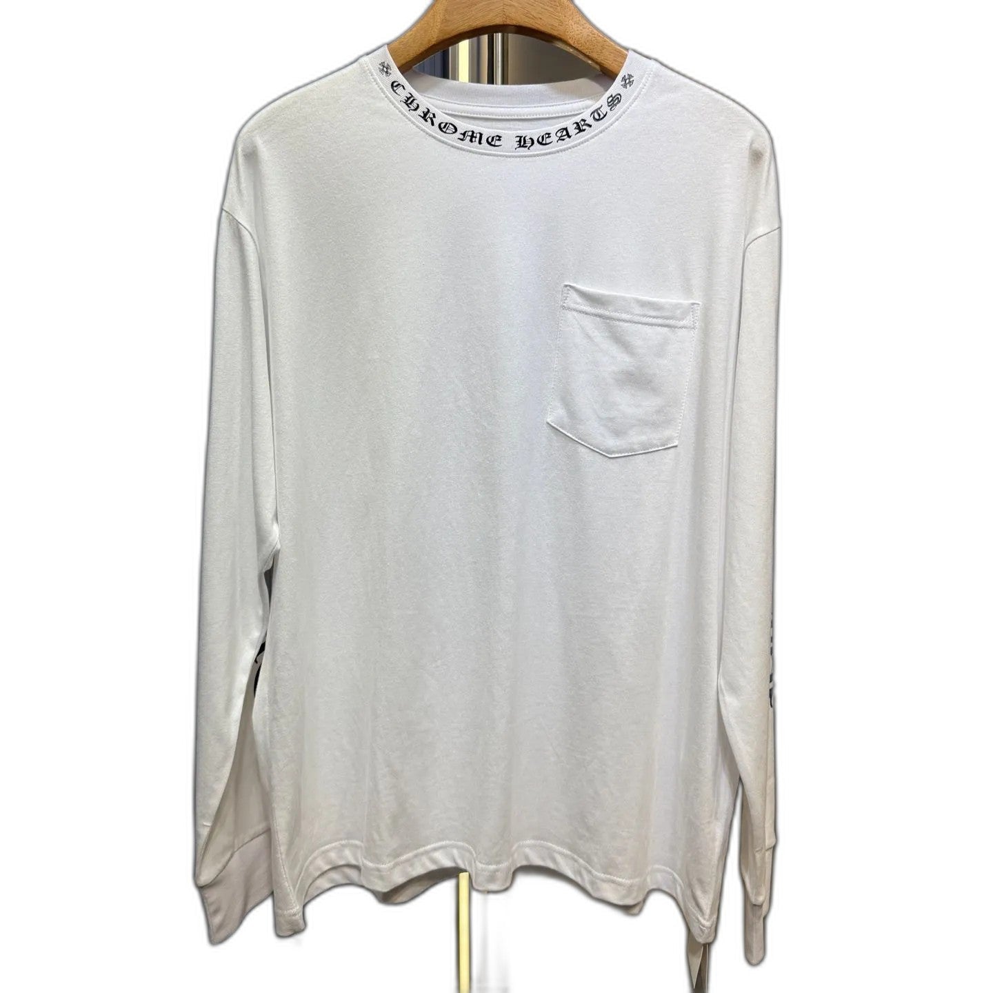 CHROME HEARTS neck logo T-shirt black x white