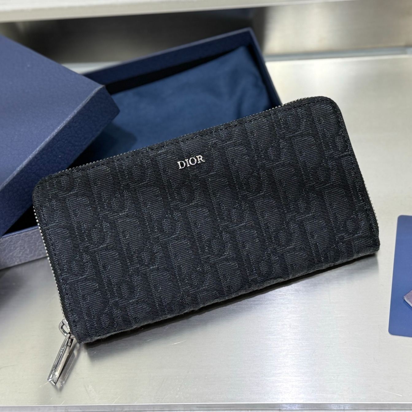 Dior Round zipper wallet