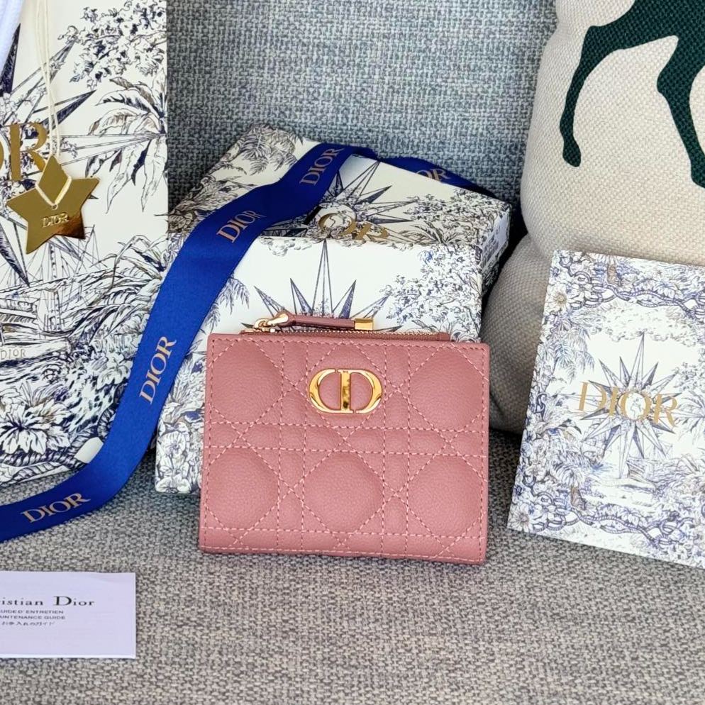 Dior 30 Montaigne Dahlia Wallet
