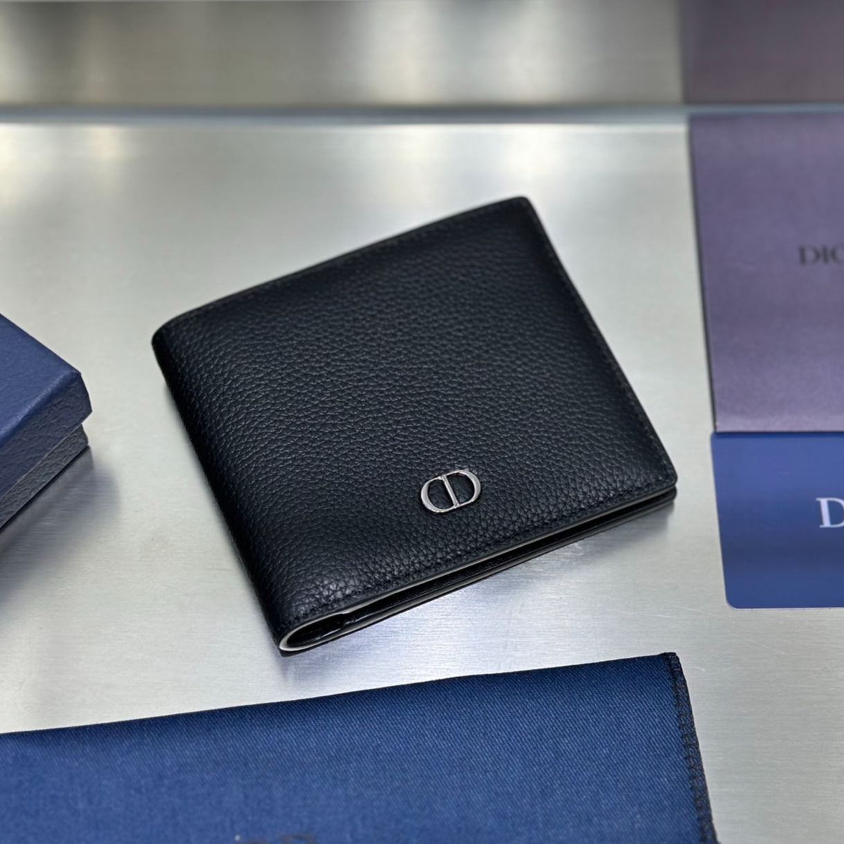 DIOR Logo folding wallet