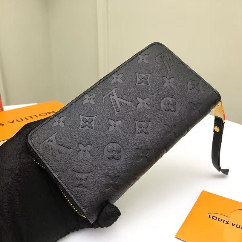 Louis Vuitton Zippy Wallet