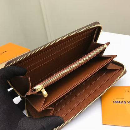 Louis Vuitton Zippy Wallet