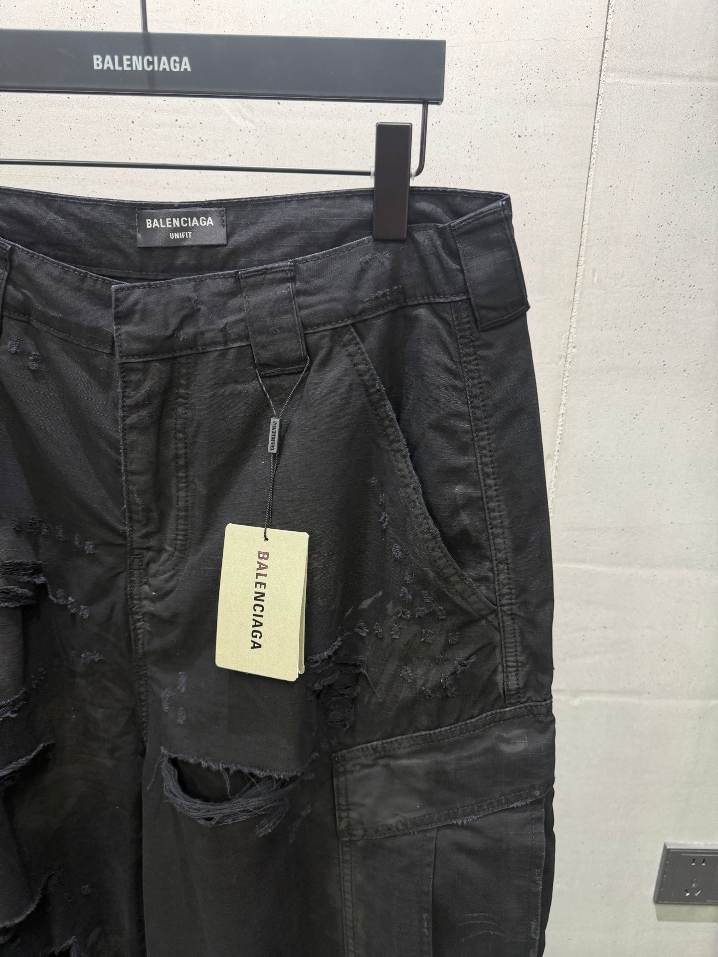 BALENCIAGA Men's Distressed Large Cargo Pants "Black"