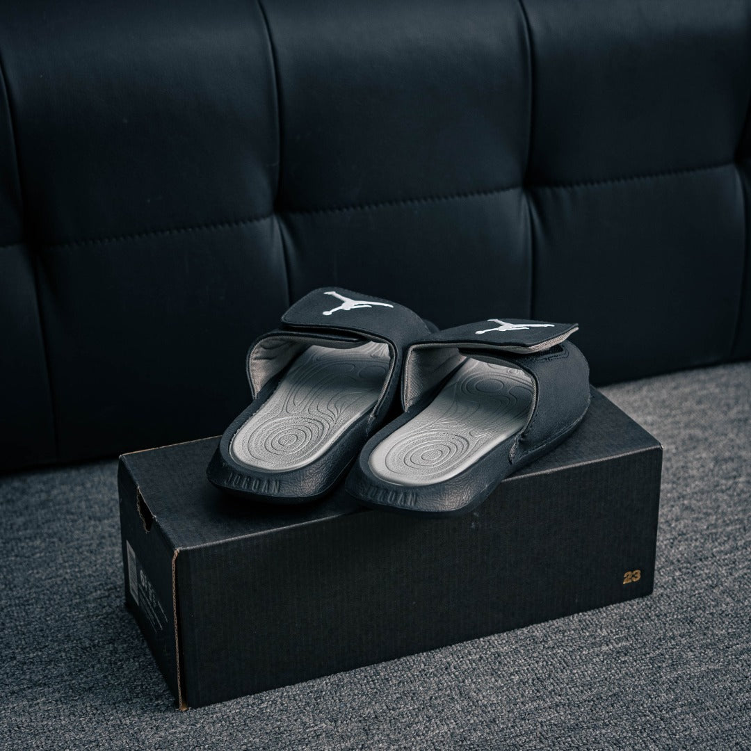 Air Jordan Hydro 6 Retro Slide 'Black'