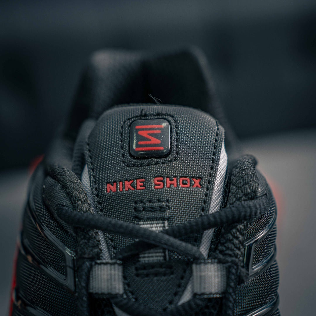 Nike Shox TL "Black/University Red/Metallic Silver"