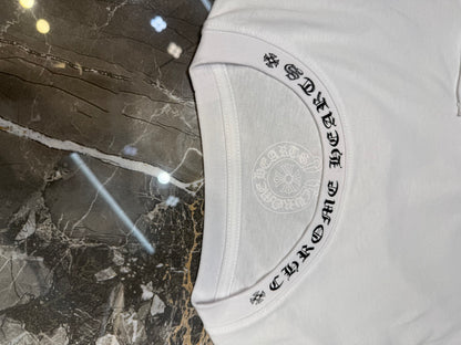 CHROME HEARTS neck logo T-shirt black x white