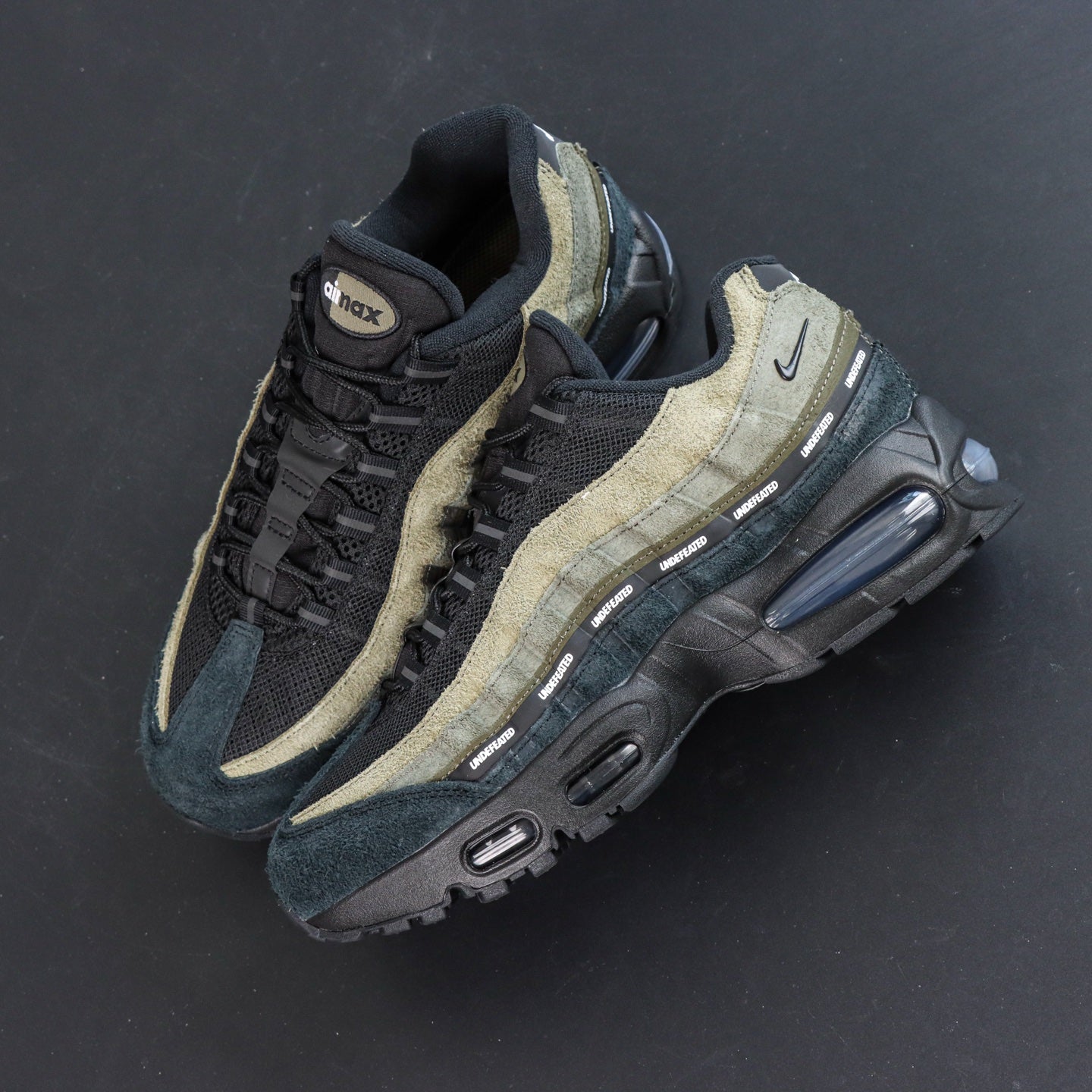 UNDEFEATED × Nike Air Max 95 "Medium Olive"
