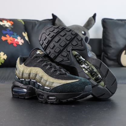 UNDEFEATED × Nike Air Max 95 "Medium Olive"