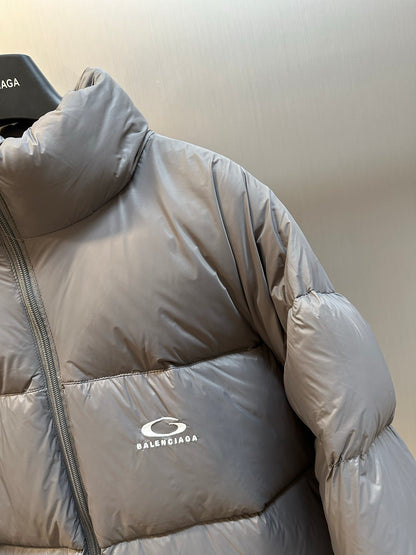 Balenciaga Men's Standard Puffer in Black