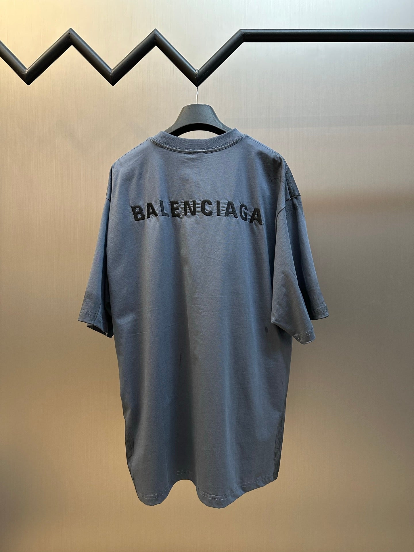 Balenciaga Men's Balenciaga Back Medium Fit T-shirt